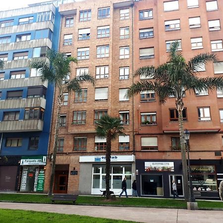 Castelao Apartment Oviedo Exterior photo